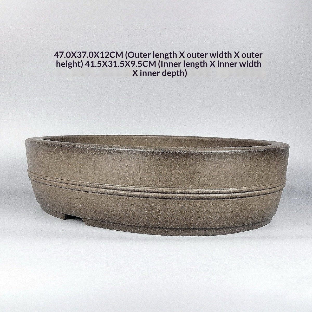 Angled taupe oval pot with size annotations