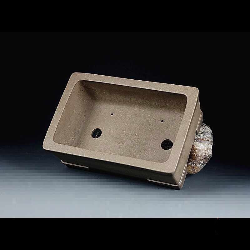 Rectangular Zisha pot interior with drainage openings